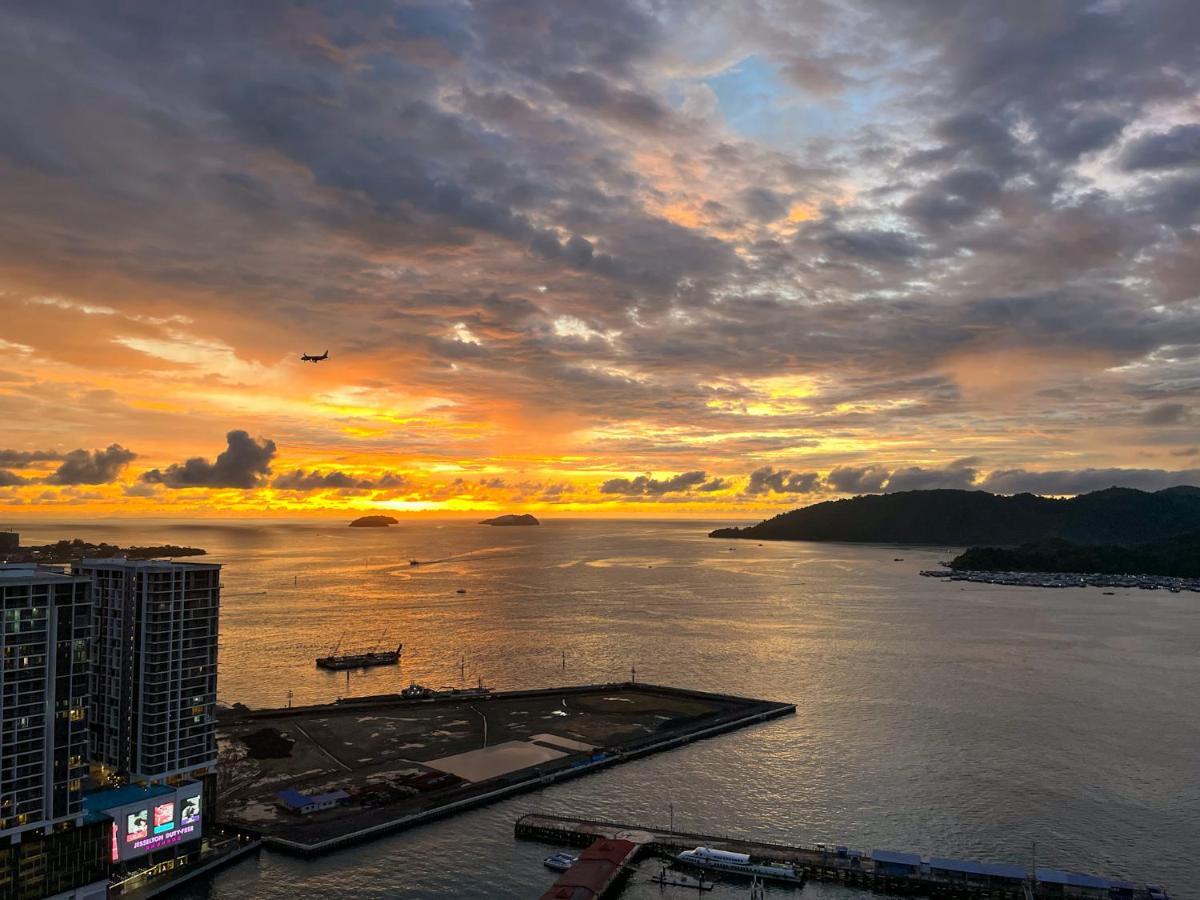 Jesselton Point Seaview Homestay Kota Kinabalu Extérieur photo